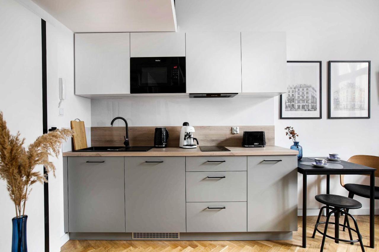 Charming Studio With Kitchen - Old Town, Main Station Kraków Zewnętrze zdjęcie